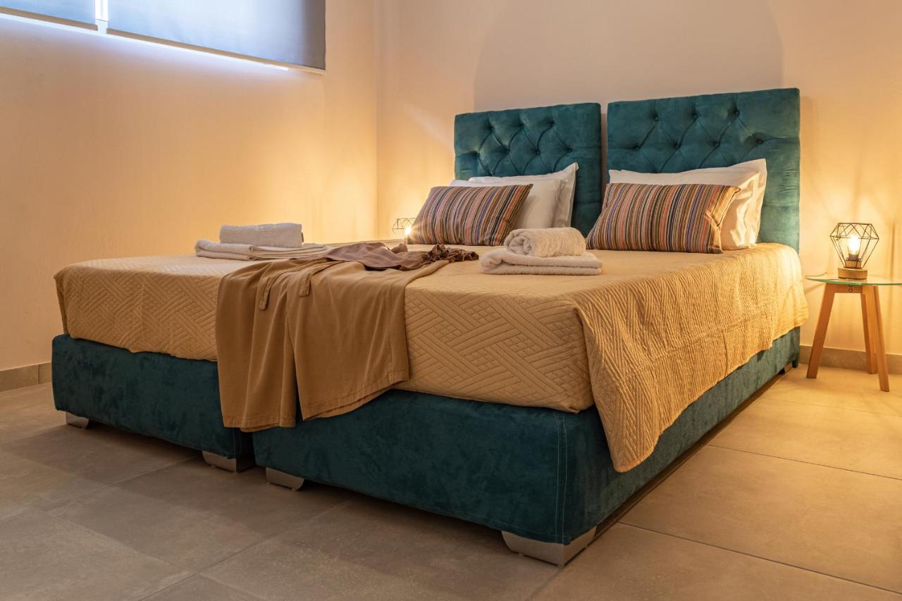 Iliana Apartments โตโล ภายนอก รูปภาพ