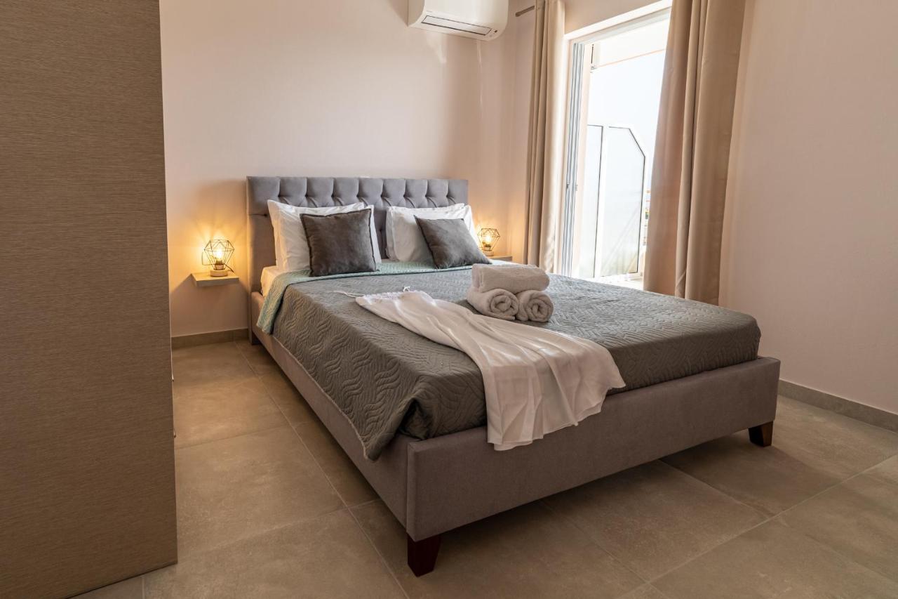 Iliana Apartments โตโล ภายนอก รูปภาพ