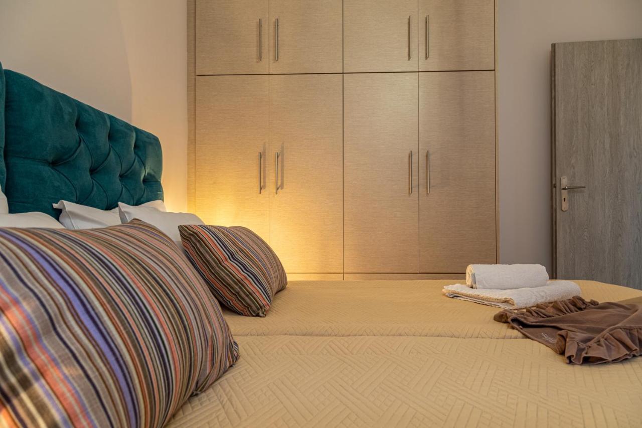 Iliana Apartments โตโล ภายนอก รูปภาพ