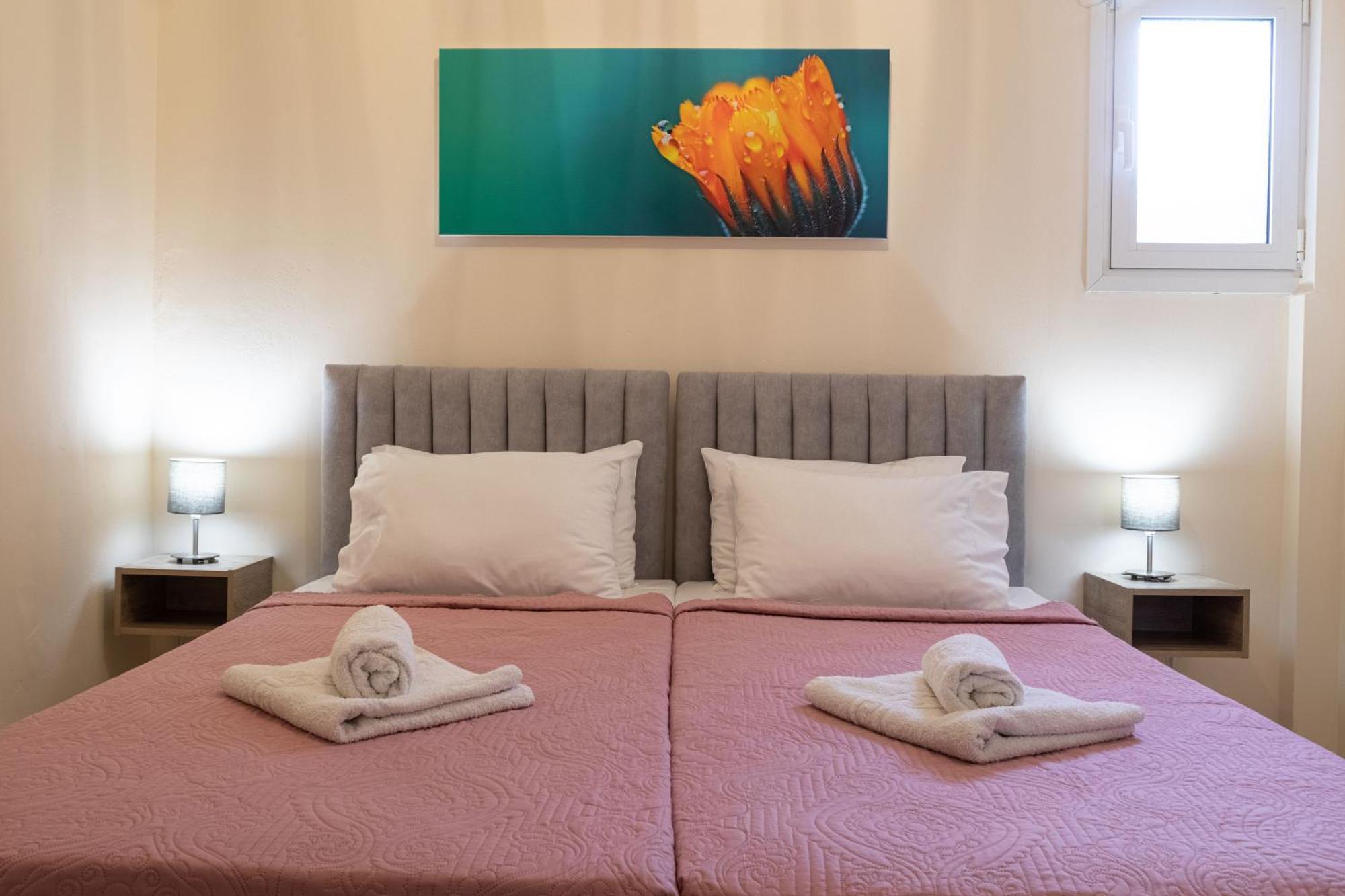 Iliana Apartments โตโล ภายนอก รูปภาพ