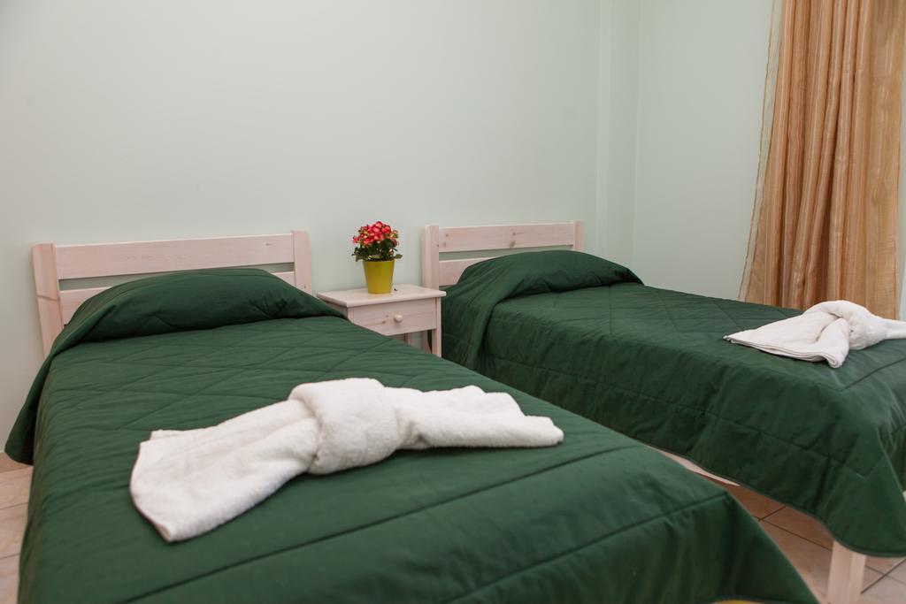 Iliana Apartments โตโล ภายนอก รูปภาพ